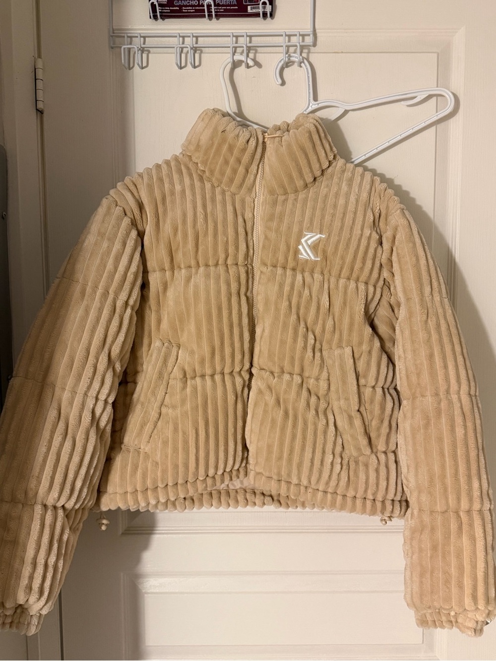 Karl Kani Cream Ribbed Puffer Jacket - Picture 5 of 5